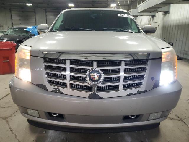 Photo 4 VIN: 1GYFK668X7R330197 - CADILLAC ESCALADE E 