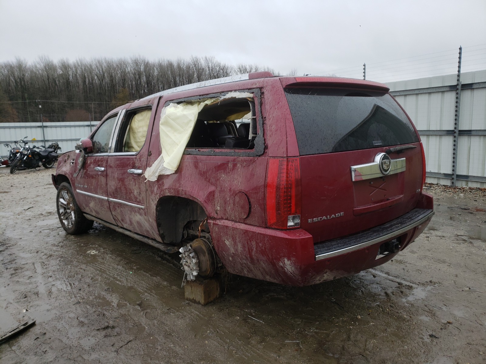 Photo 2 VIN: 1GYFK668X7R333536 - CADILLAC ESCALADE E 