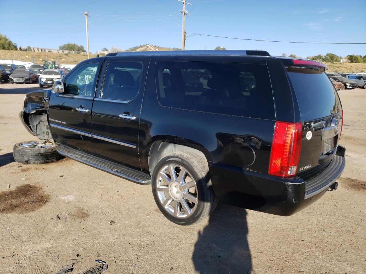 Photo 1 VIN: 1GYFK668X8R135024 - CADILLAC ESCALADE 