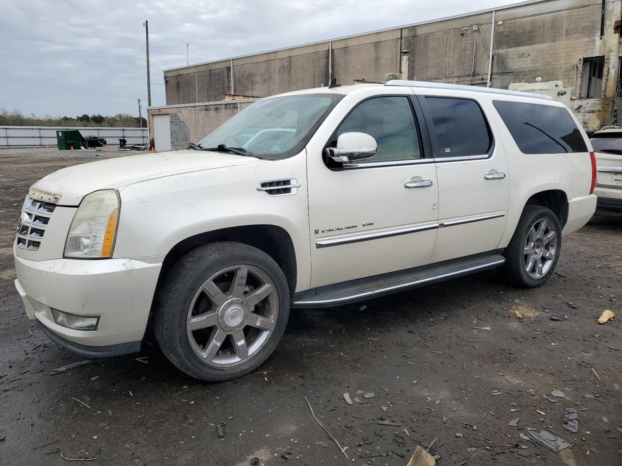 Photo 0 VIN: 1GYFK668X8R216816 - CADILLAC ESCALADE 