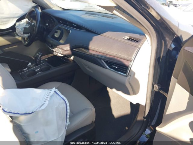 Photo 4 VIN: 1GYFZBR40KF135104 - CADILLAC XT4 