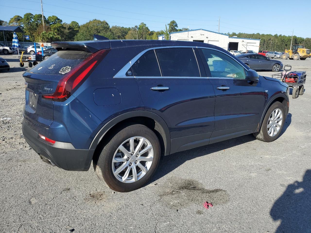 Photo 2 VIN: 1GYFZBR41MF005996 - CADILLAC XT4 