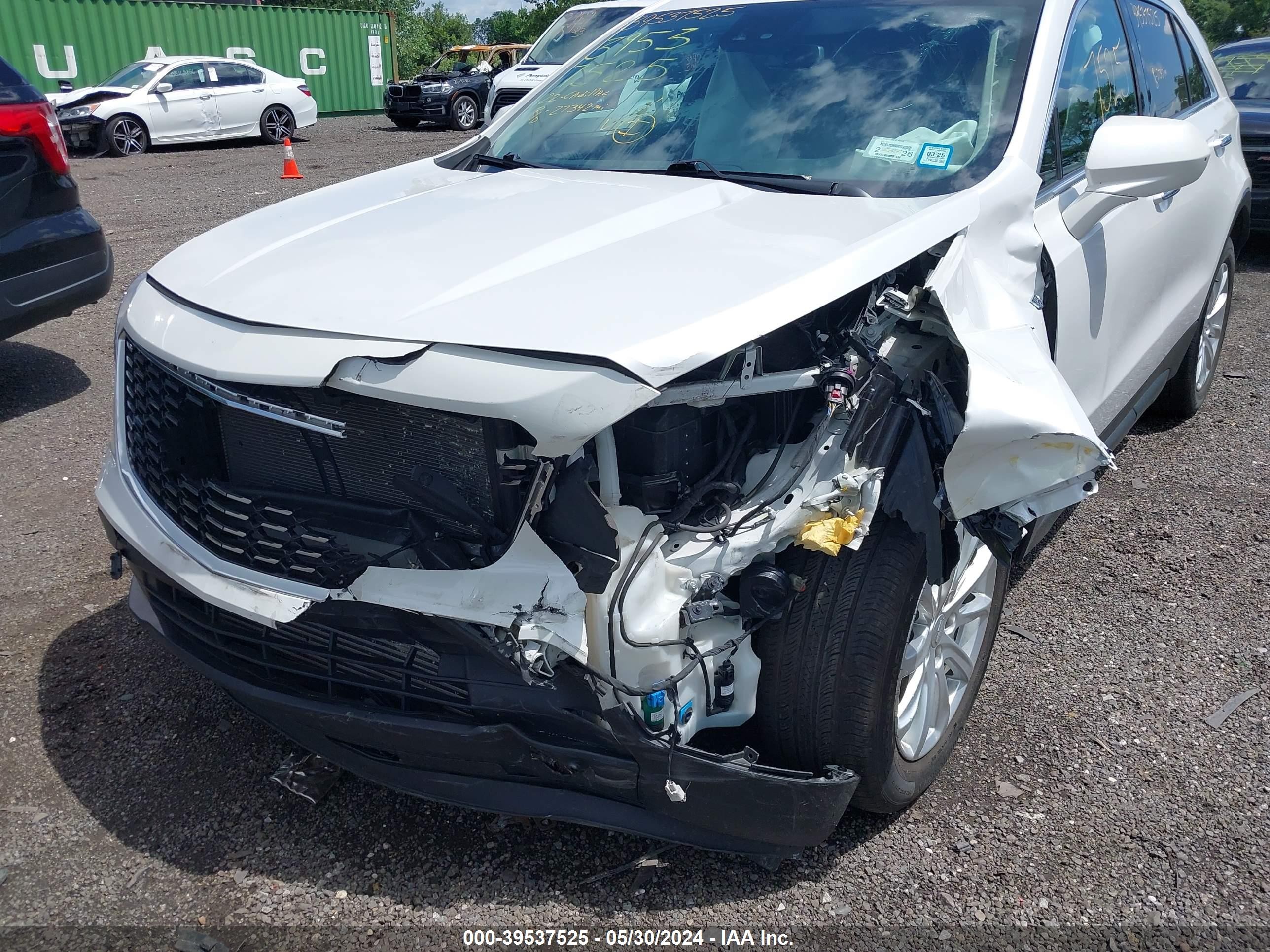 Photo 5 VIN: 1GYFZBR43NF100934 - CADILLAC XT4 