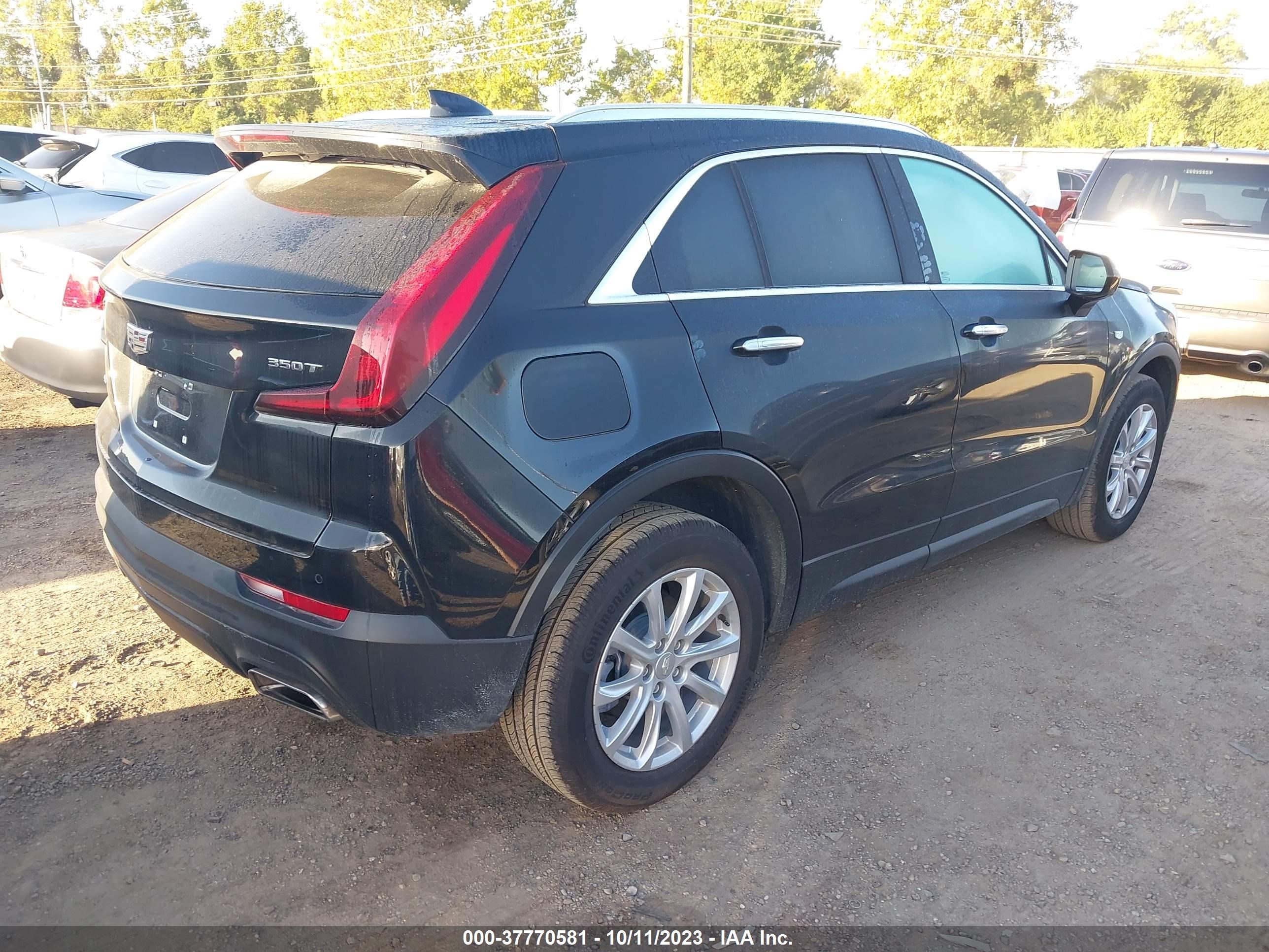 Photo 3 VIN: 1GYFZBR44PF171983 - CADILLAC XT4 