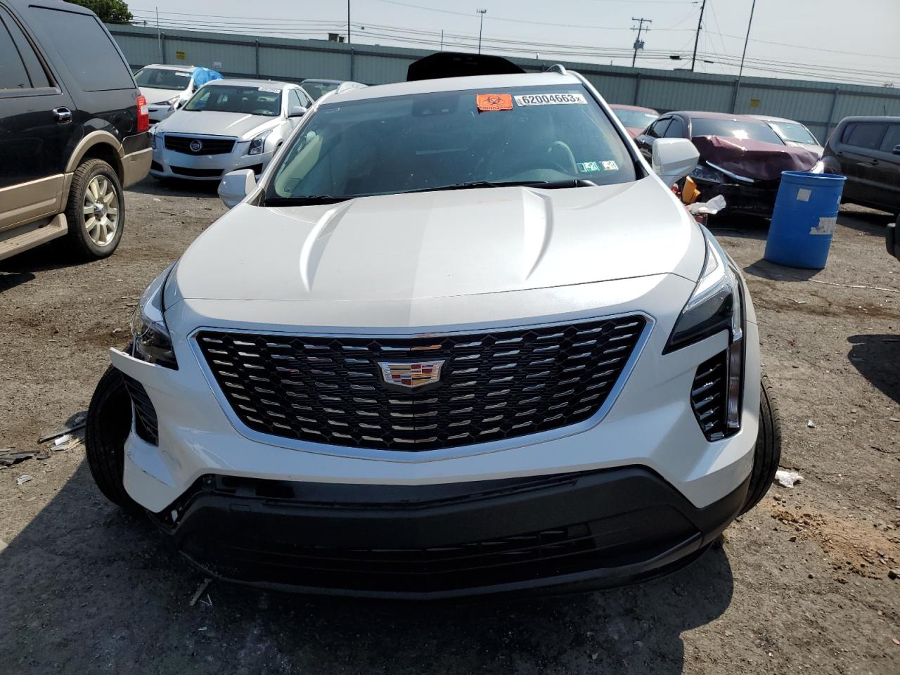 Photo 4 VIN: 1GYFZBR49NF164654 - CADILLAC XT4 