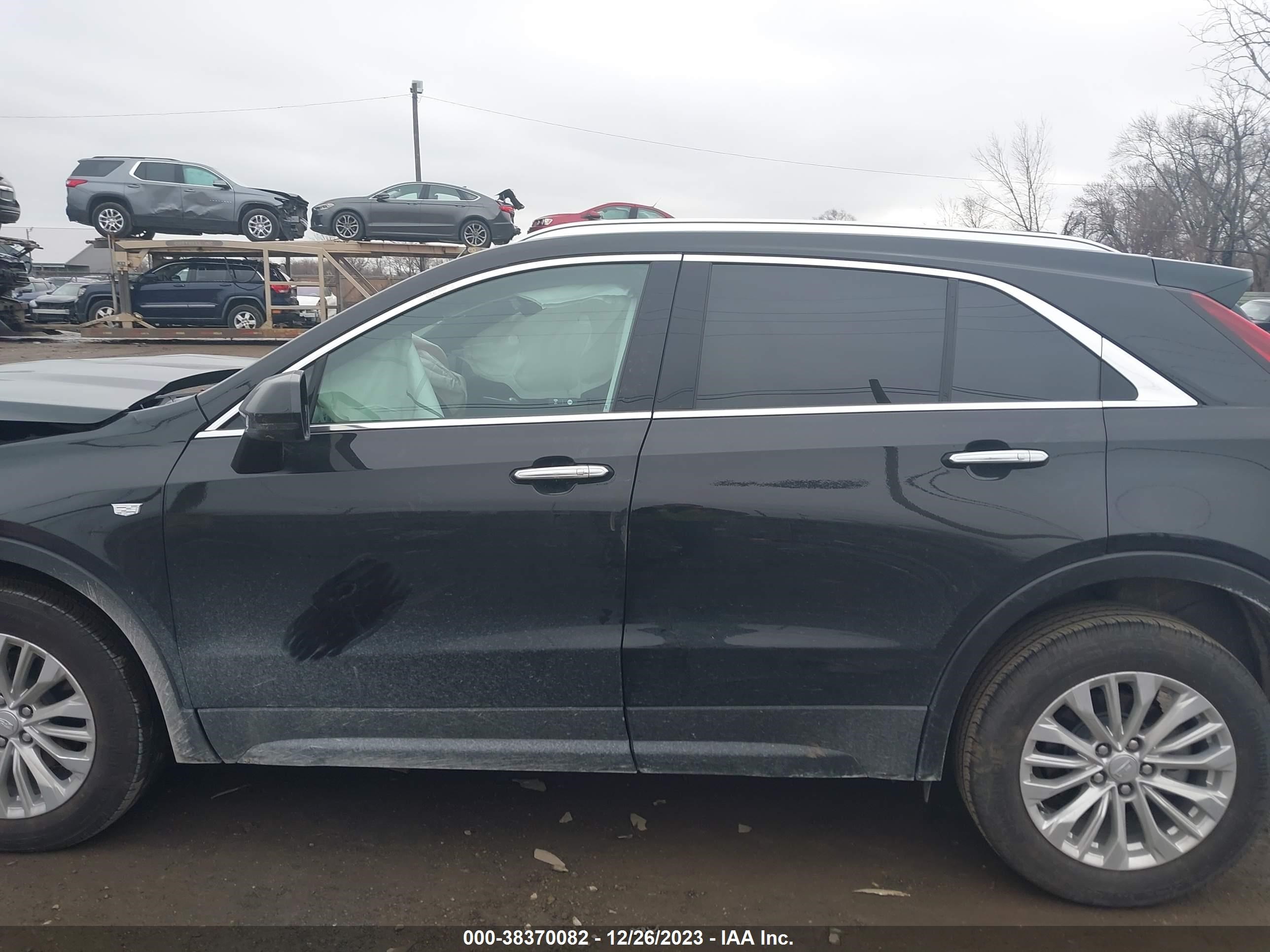 Photo 13 VIN: 1GYFZBR49RF121101 - CADILLAC XT4 