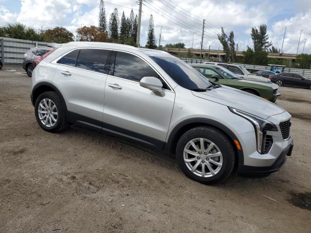 Photo 3 VIN: 1GYFZBR4XMF070765 - CADILLAC XT4 