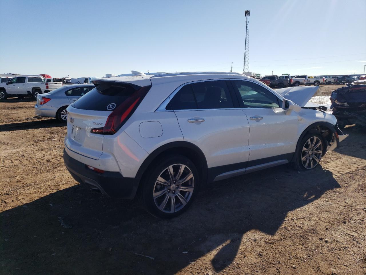 Photo 2 VIN: 1GYFZCR40KF162180 - CADILLAC XT4 