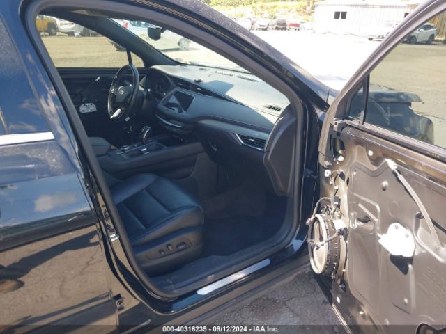 Photo 4 VIN: 1GYFZCR40KF229487 - CADILLAC XT4 