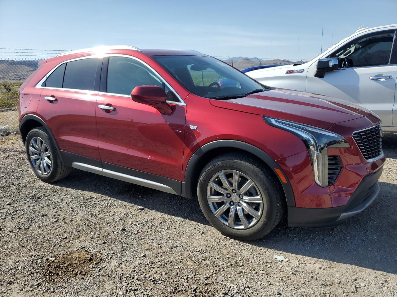 Photo 3 VIN: 1GYFZCR40LF119041 - CADILLAC XT4 