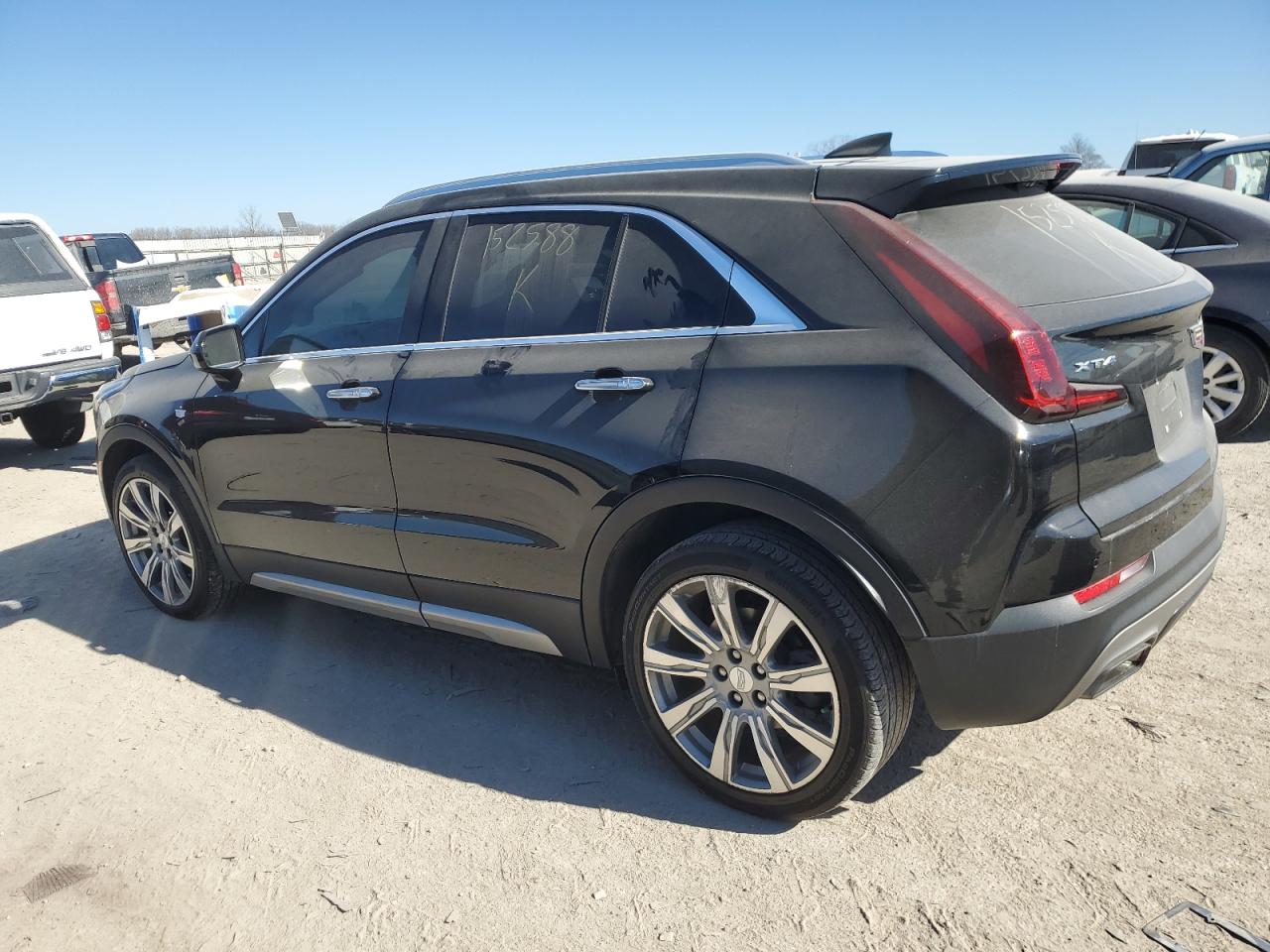 Photo 1 VIN: 1GYFZCR44KF152588 - CADILLAC XT4 