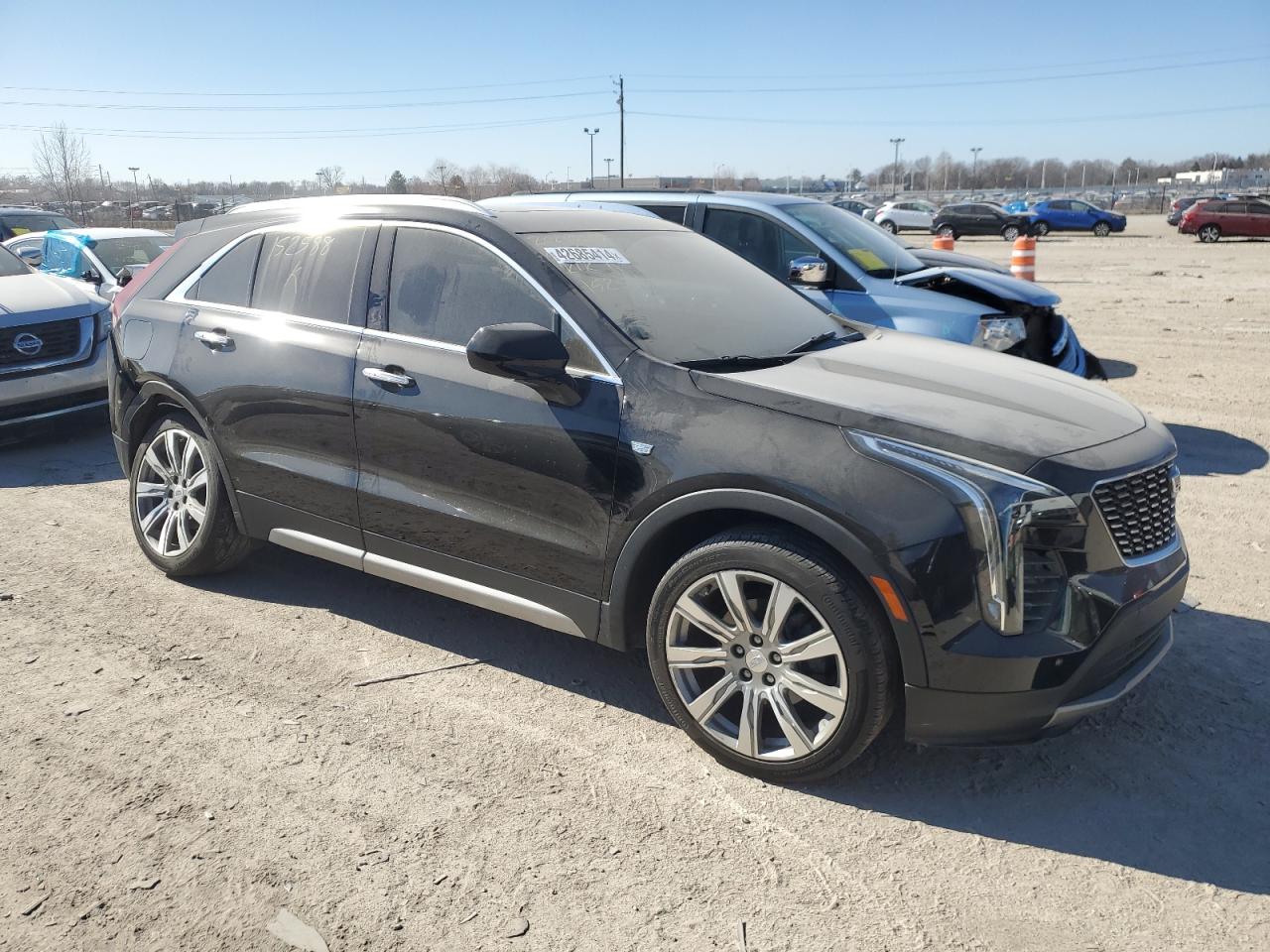 Photo 3 VIN: 1GYFZCR44KF152588 - CADILLAC XT4 