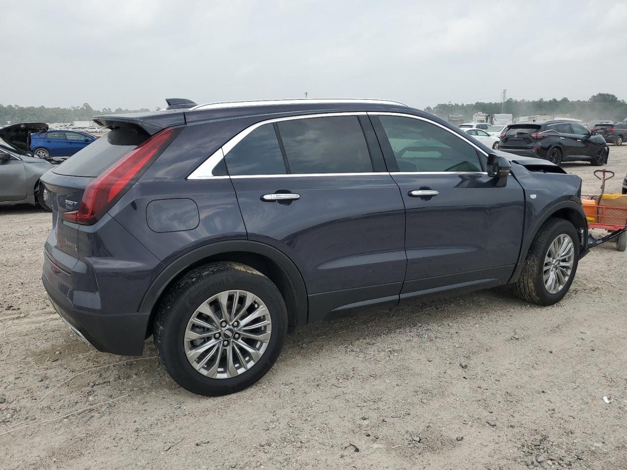 Photo 2 VIN: 1GYFZCR44RF126955 - CADILLAC XT4 