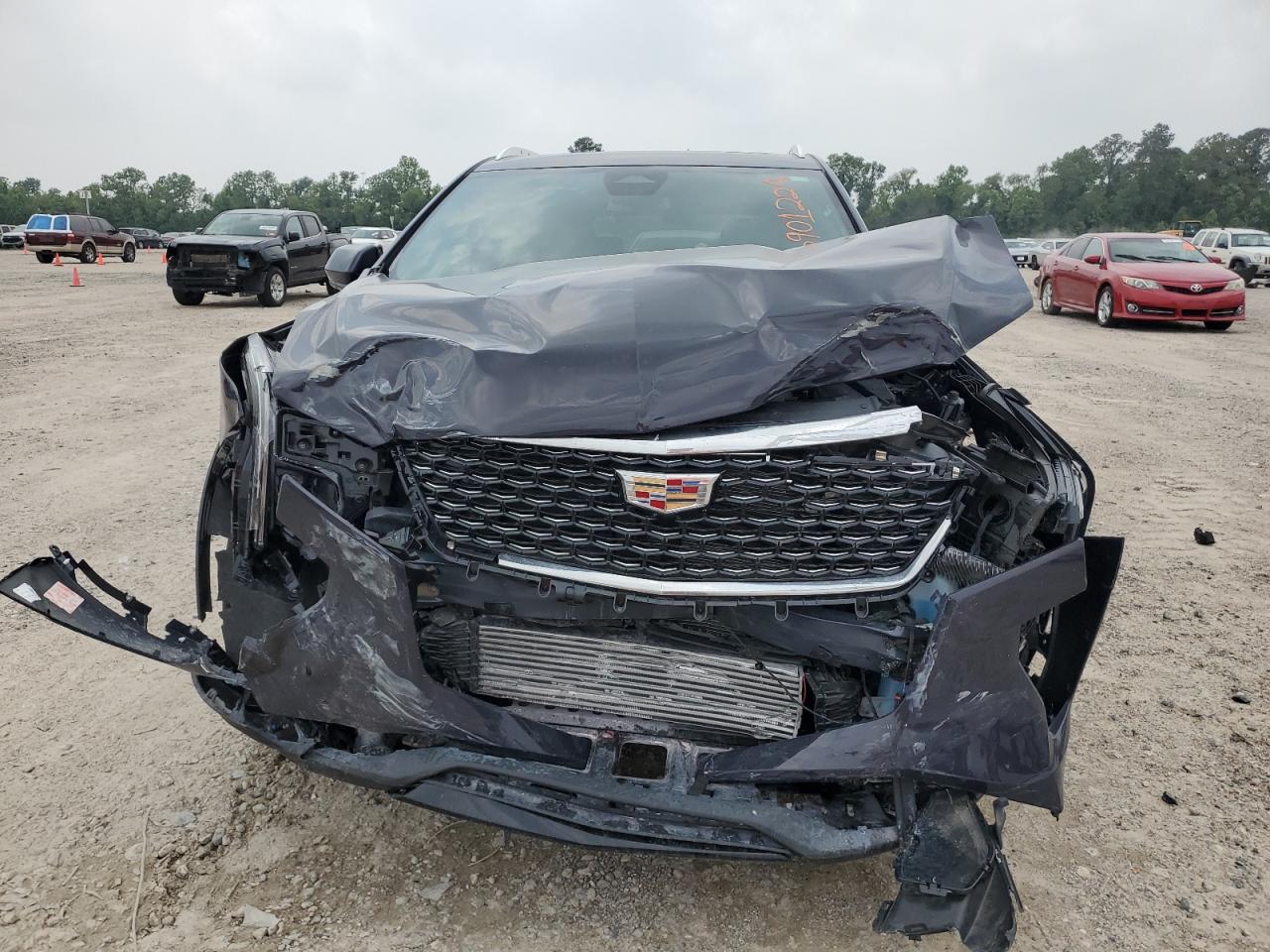 Photo 4 VIN: 1GYFZCR44RF126955 - CADILLAC XT4 