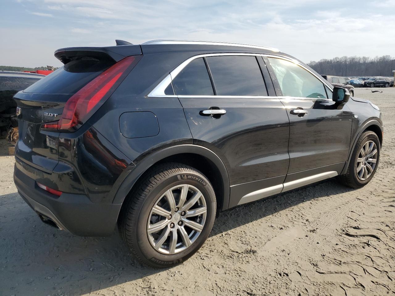 Photo 2 VIN: 1GYFZCR45KF114321 - CADILLAC XT4 