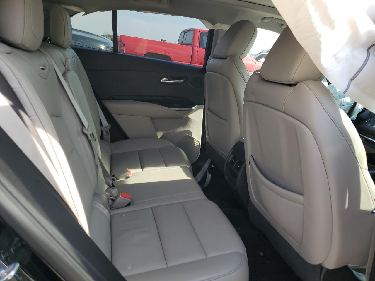 Photo 9 VIN: 1GYFZCR45KF114321 - CADILLAC XT4 