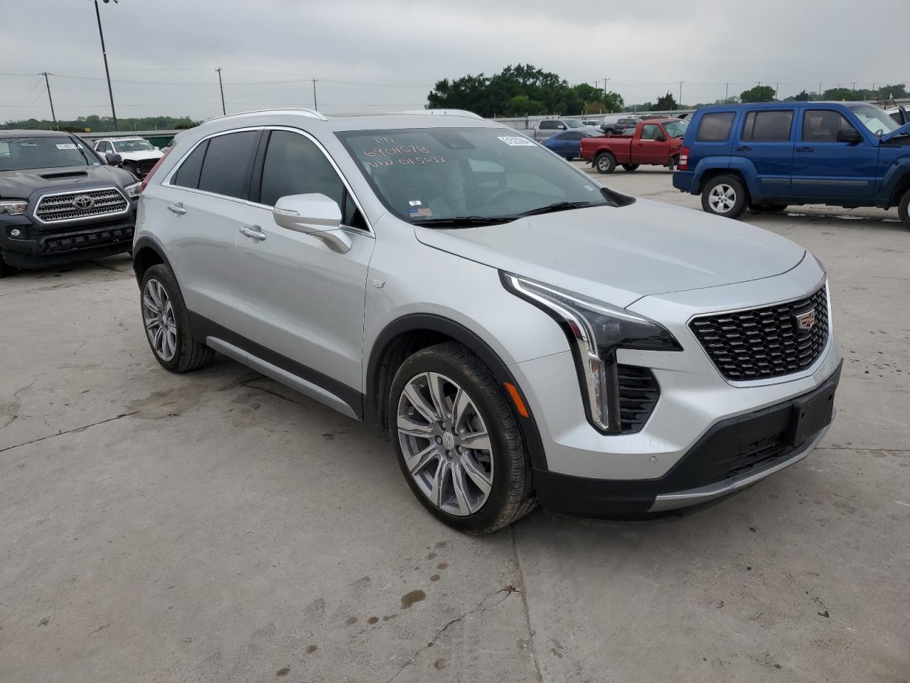 Photo 3 VIN: 1GYFZCR45MF015033 - CADILLAC XT4 