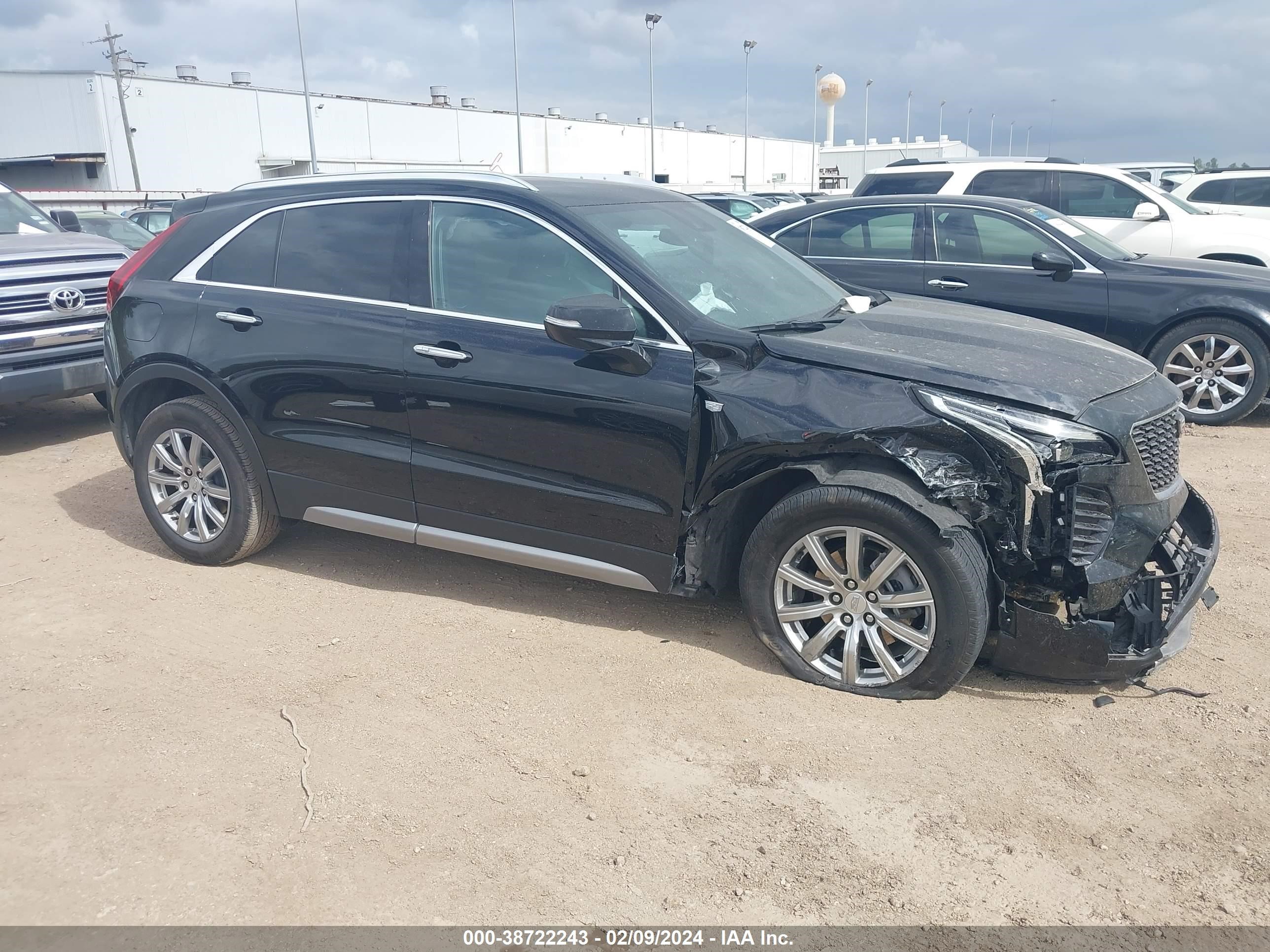 Photo 12 VIN: 1GYFZCR45PF175501 - CADILLAC XT4 