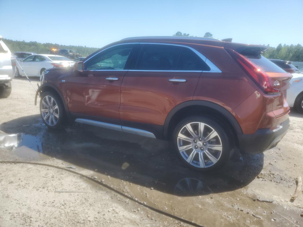 Photo 1 VIN: 1GYFZCR46LF130450 - CADILLAC XT4 