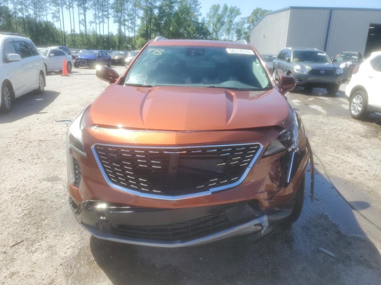 Photo 4 VIN: 1GYFZCR46LF130450 - CADILLAC XT4 