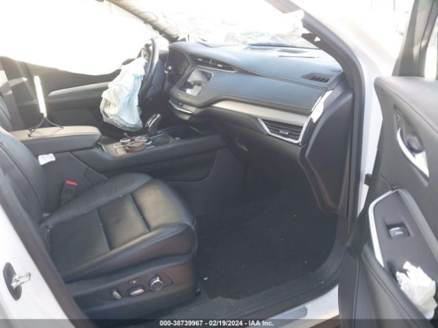 Photo 4 VIN: 1GYFZCR47LF119537 - CADILLAC XT4 