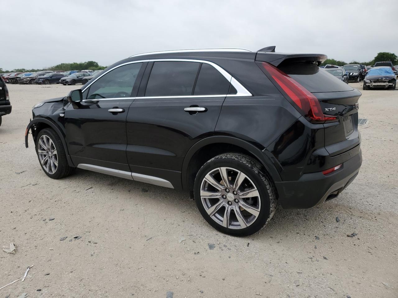 Photo 1 VIN: 1GYFZCR47LF129629 - CADILLAC XT4 