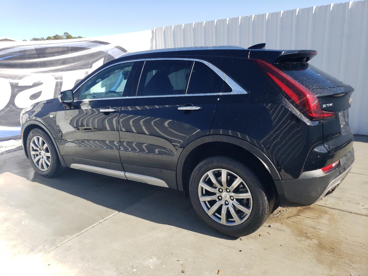 Photo 1 VIN: 1GYFZCR47PF171305 - CADILLAC XT4 