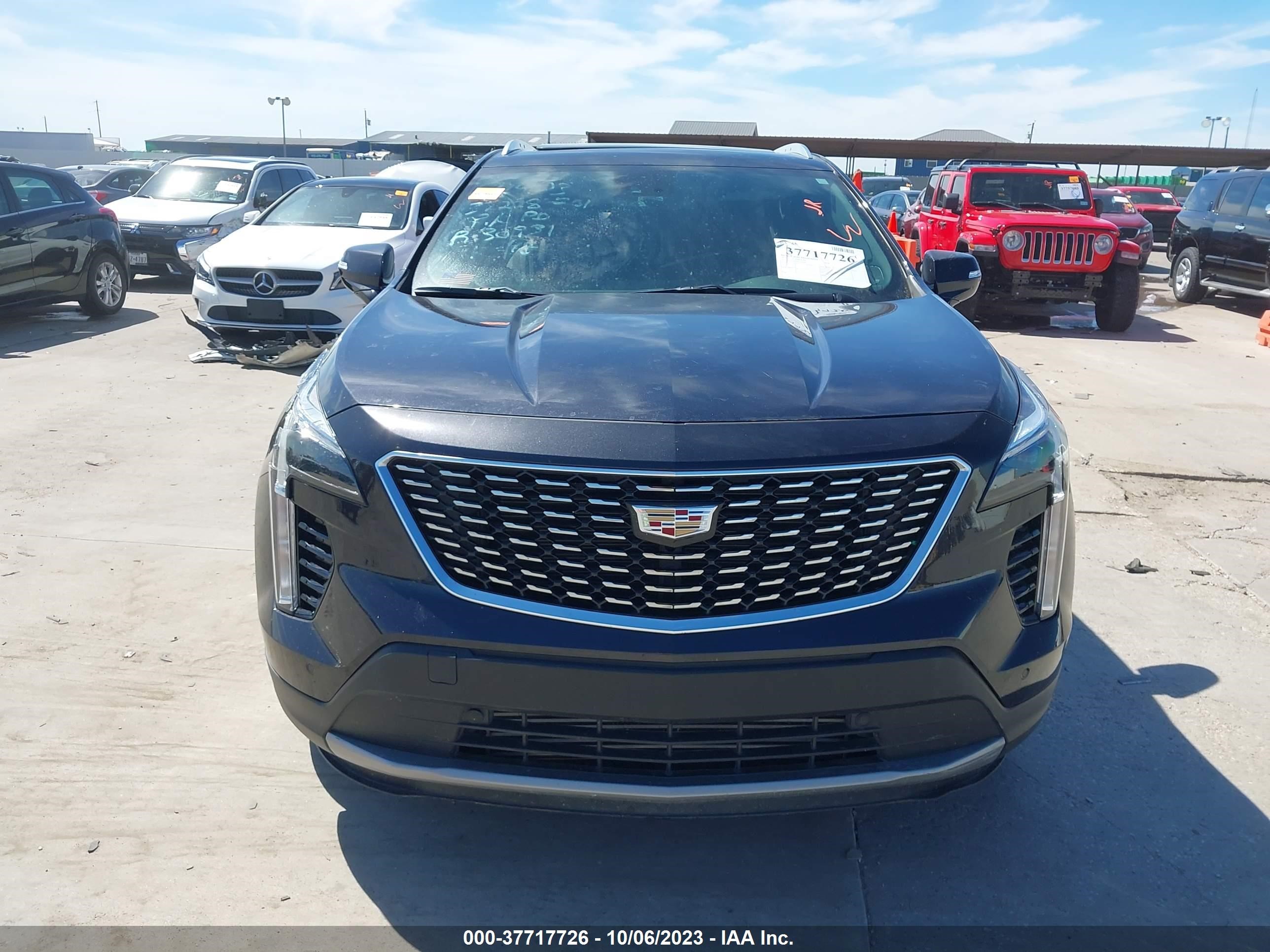 Photo 11 VIN: 1GYFZCR49NF107859 - CADILLAC XT4 