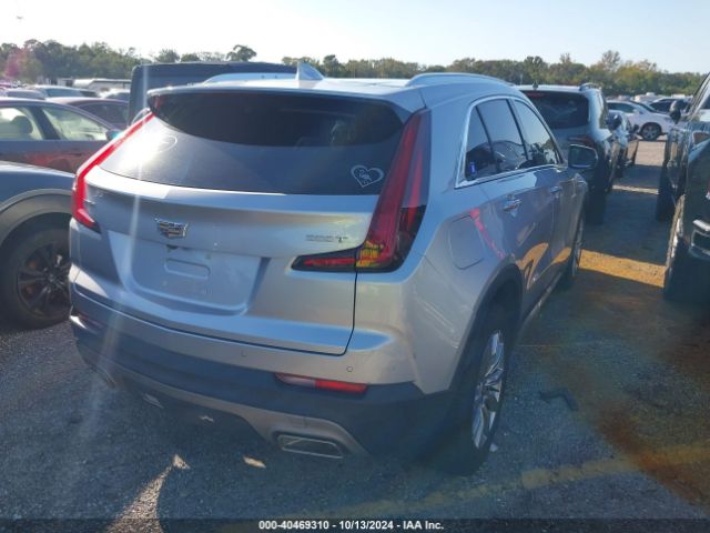 Photo 3 VIN: 1GYFZCR4XMF041837 - CADILLAC XT4 