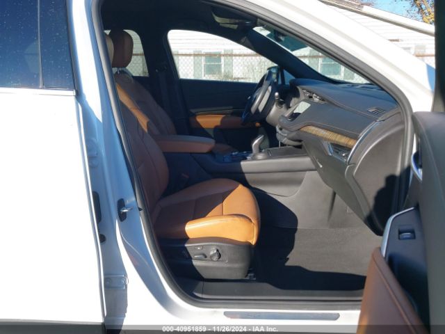 Photo 4 VIN: 1GYFZDR42MF033351 - CADILLAC XT4 