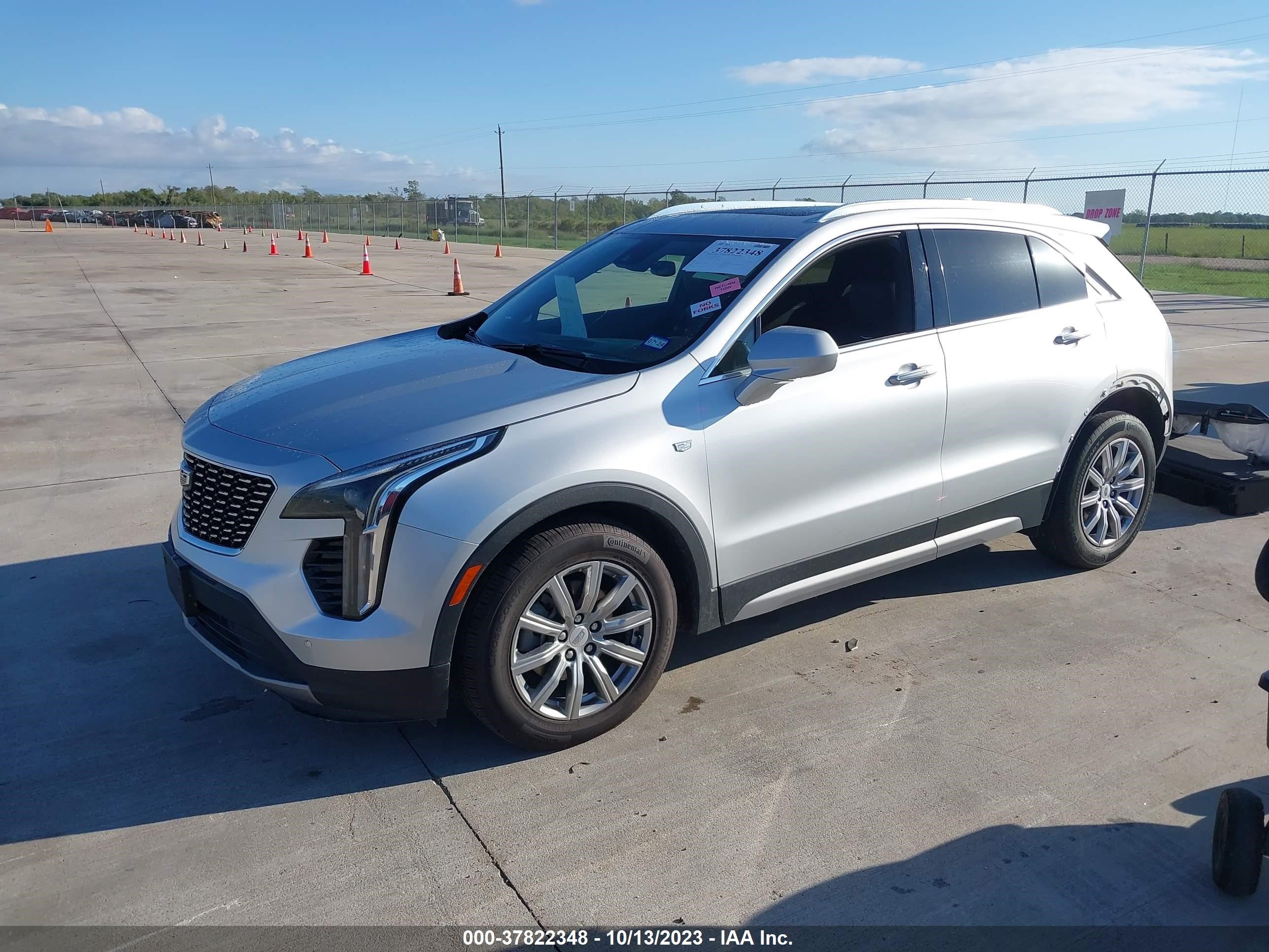 Photo 1 VIN: 1GYFZDR43LF091967 - CADILLAC XT4 