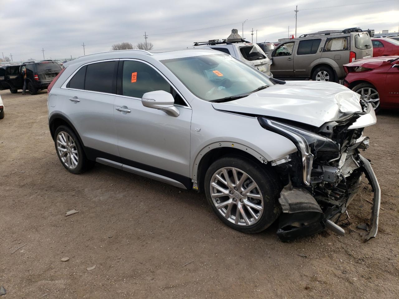 Photo 3 VIN: 1GYFZDR45NF105970 - CADILLAC XT4 