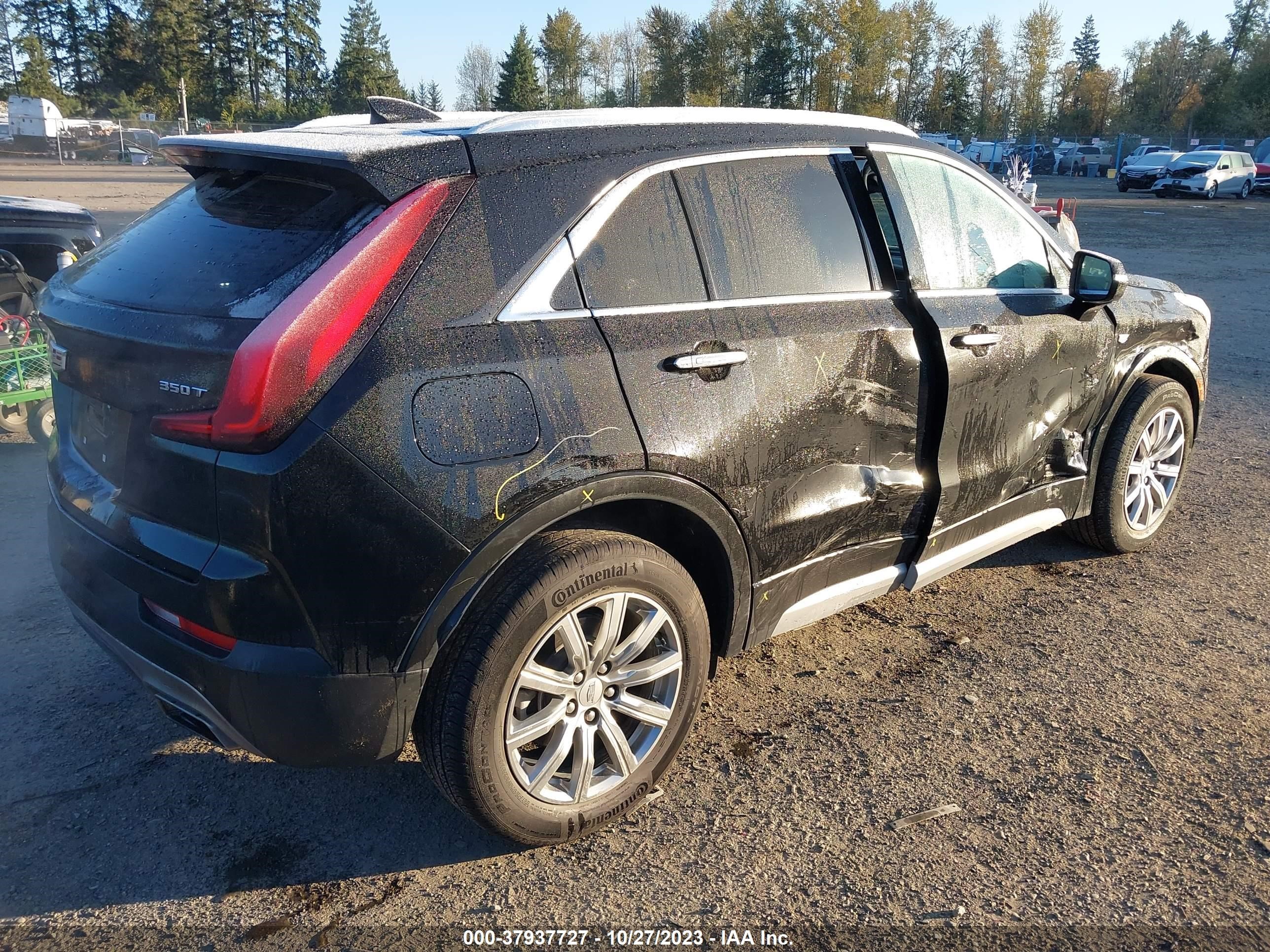 Photo 3 VIN: 1GYFZDR45PF181689 - CADILLAC XT4 