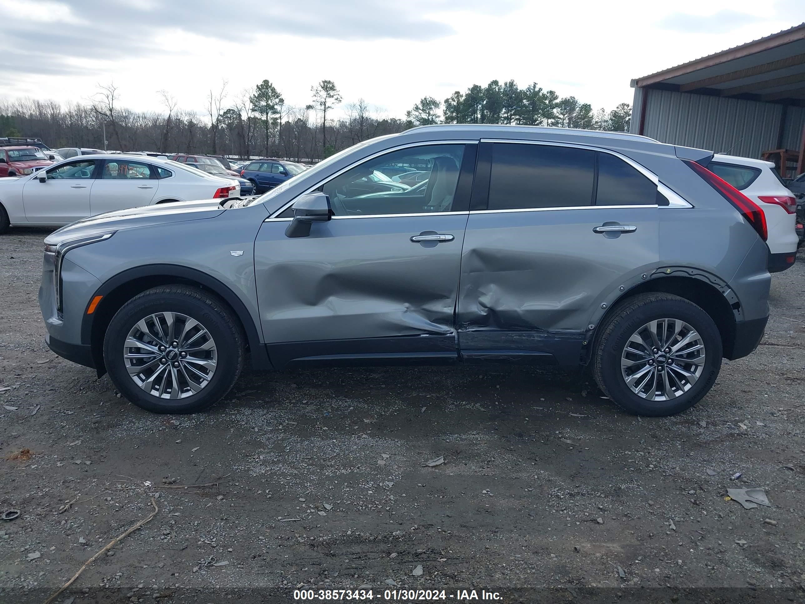 Photo 13 VIN: 1GYFZDR45RF151434 - CADILLAC XT4 