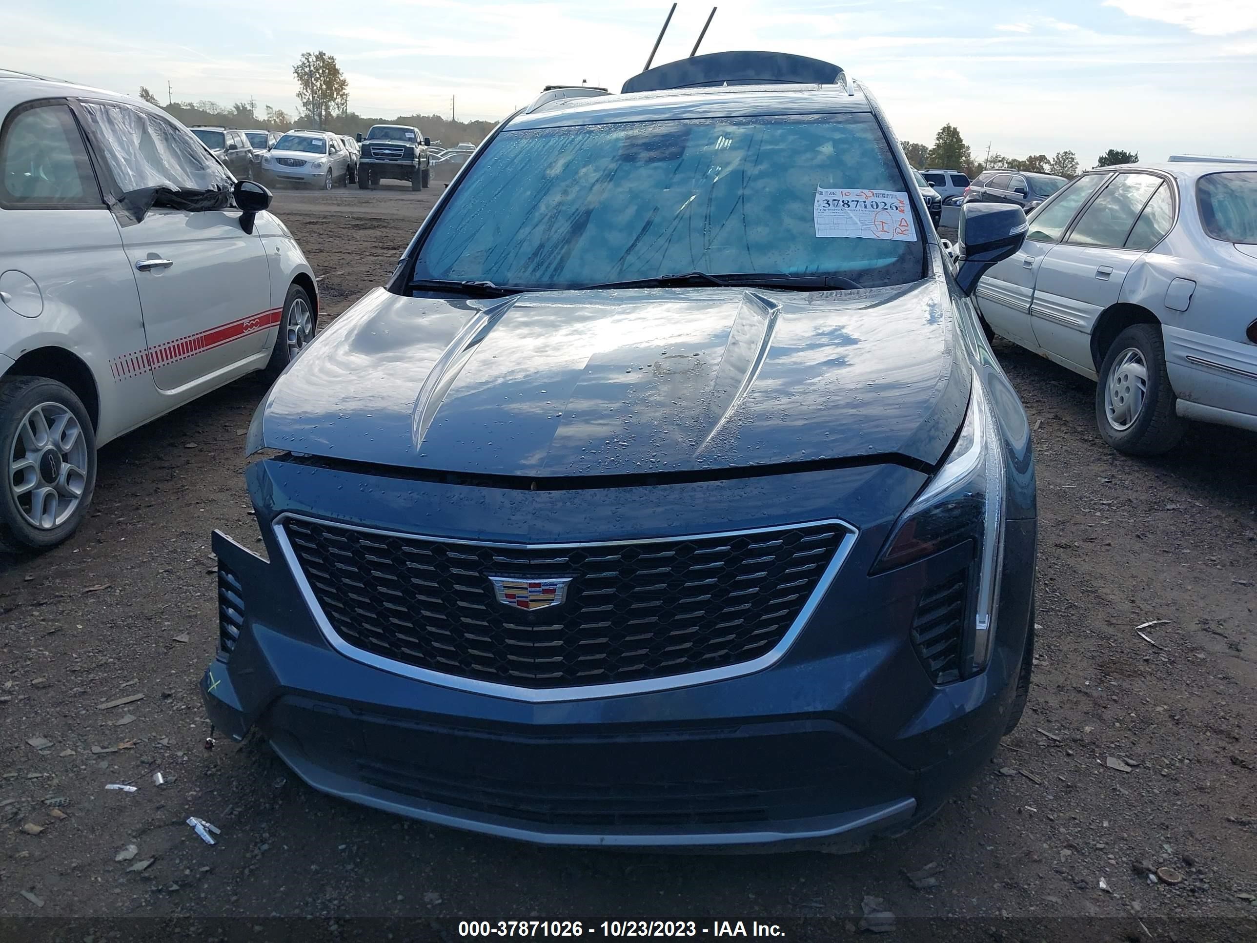 Photo 11 VIN: 1GYFZDR48LF085842 - CADILLAC XT4 