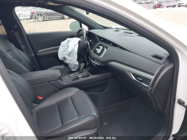 Photo 4 VIN: 1GYFZDR49KF199539 - CADILLAC XT4 