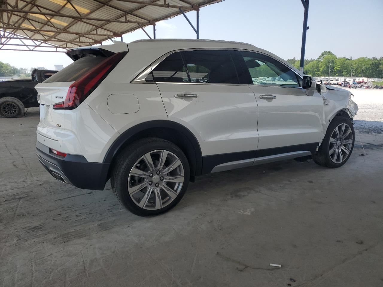 Photo 2 VIN: 1GYFZDR49NF106006 - CADILLAC XT4 