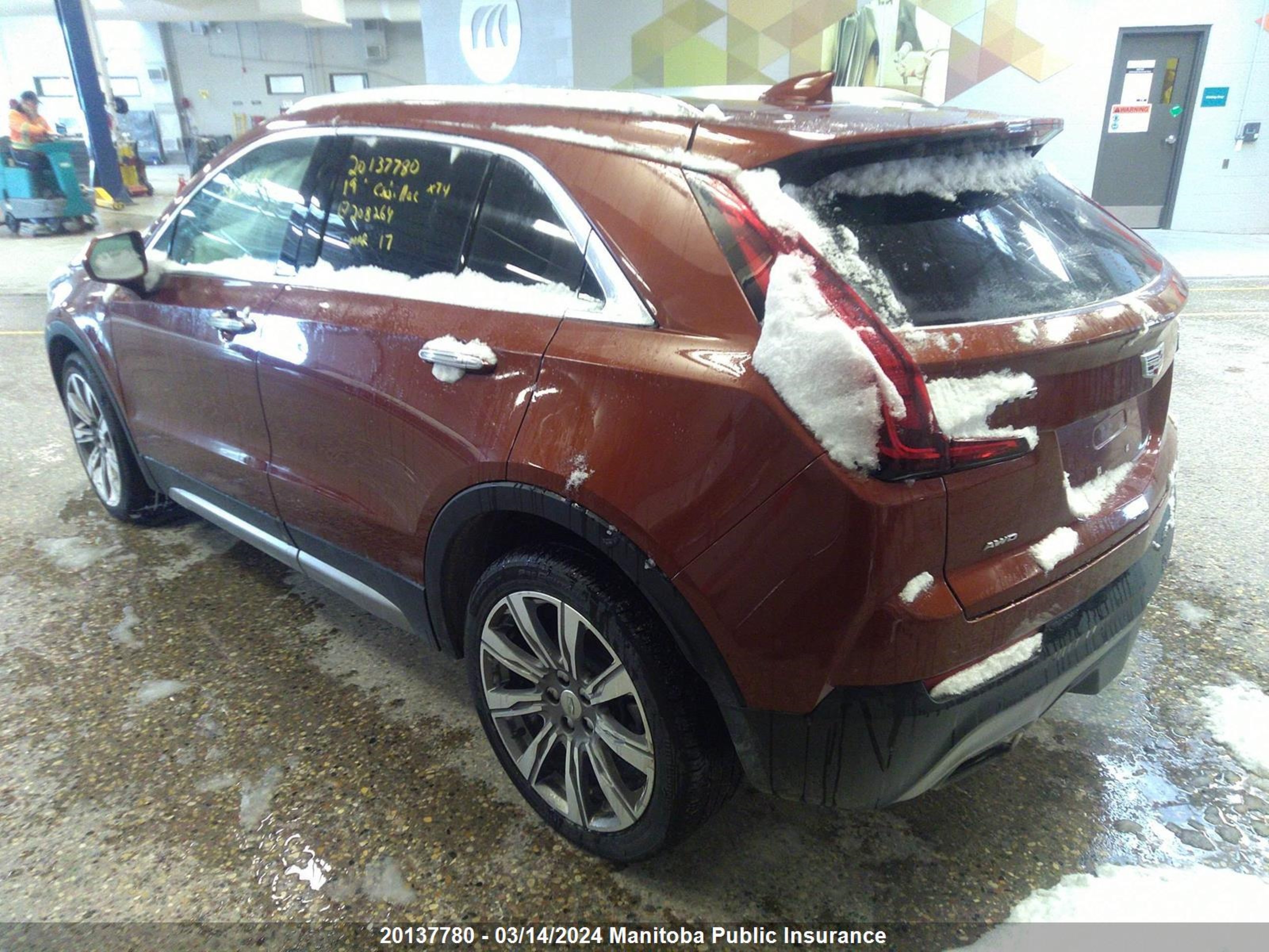 Photo 2 VIN: 1GYFZDR4XKF208264 - CADILLAC XT4 