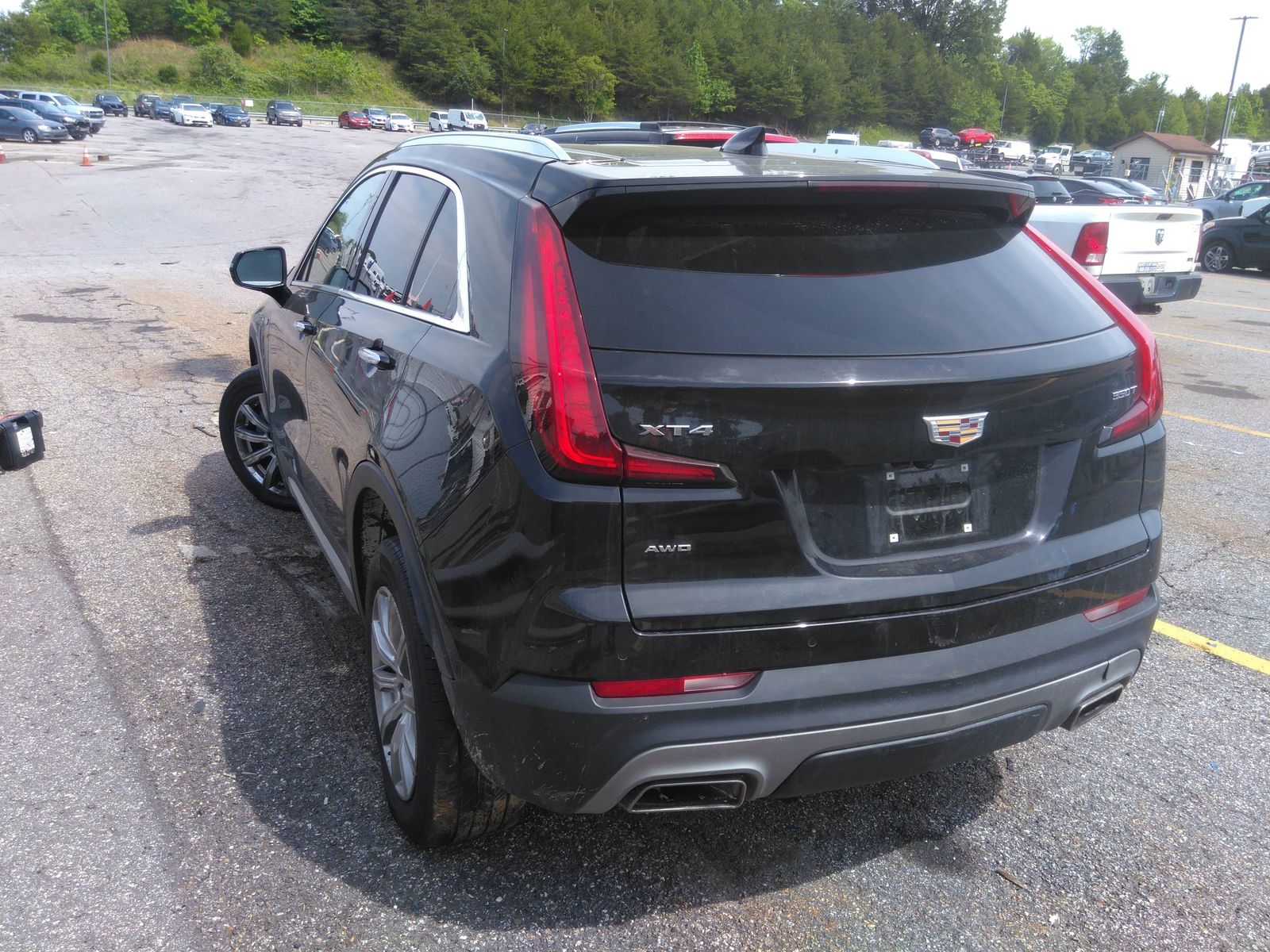 Photo 10 VIN: 1GYFZDR4XMF005815 - CADILLAC XT4 AWD 