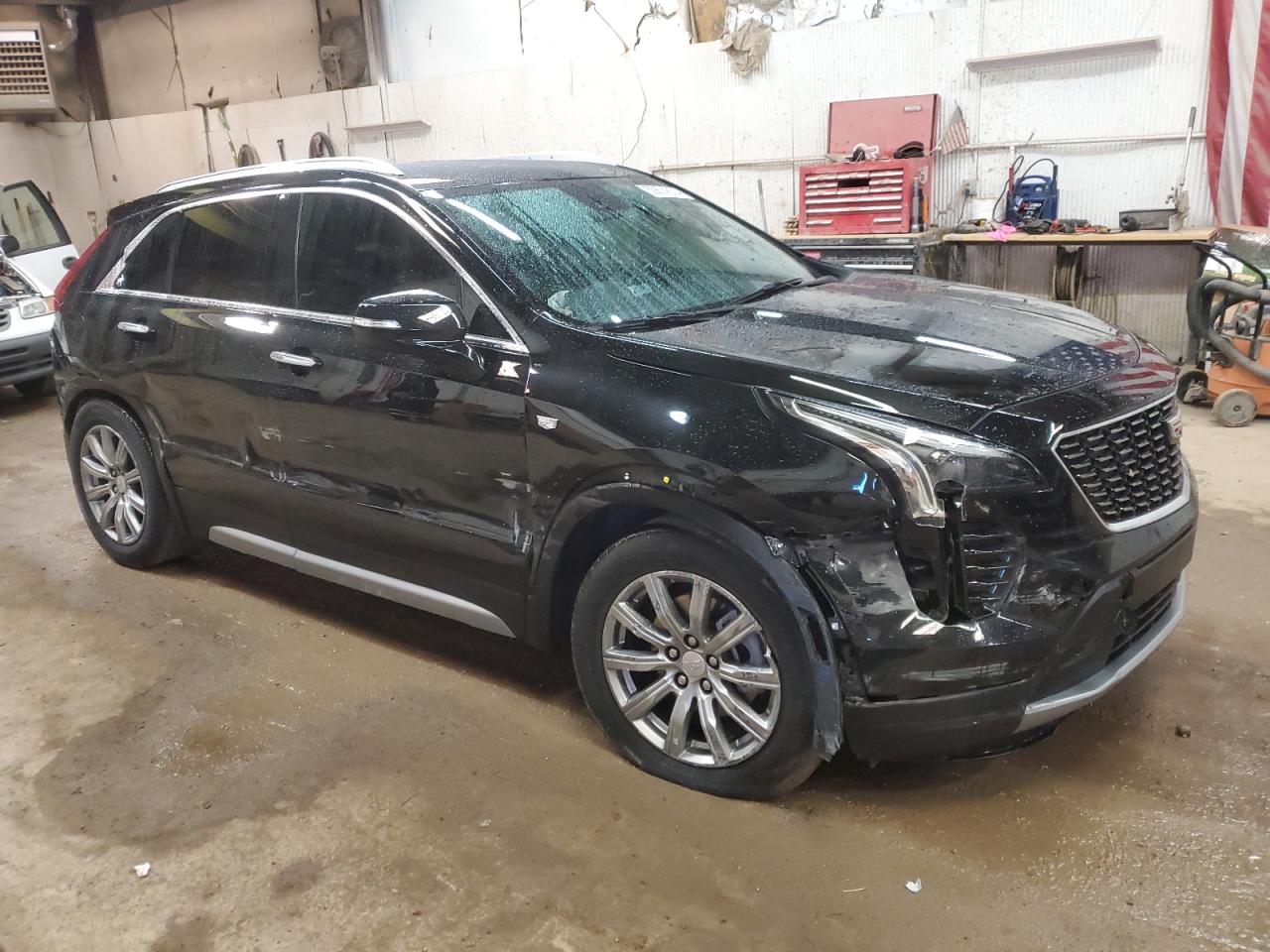 Photo 3 VIN: 1GYFZDR4XMF033243 - CADILLAC XT4 