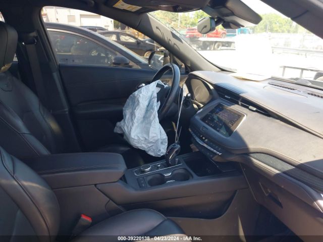 Photo 4 VIN: 1GYFZER41KF166721 - CADILLAC XT4 