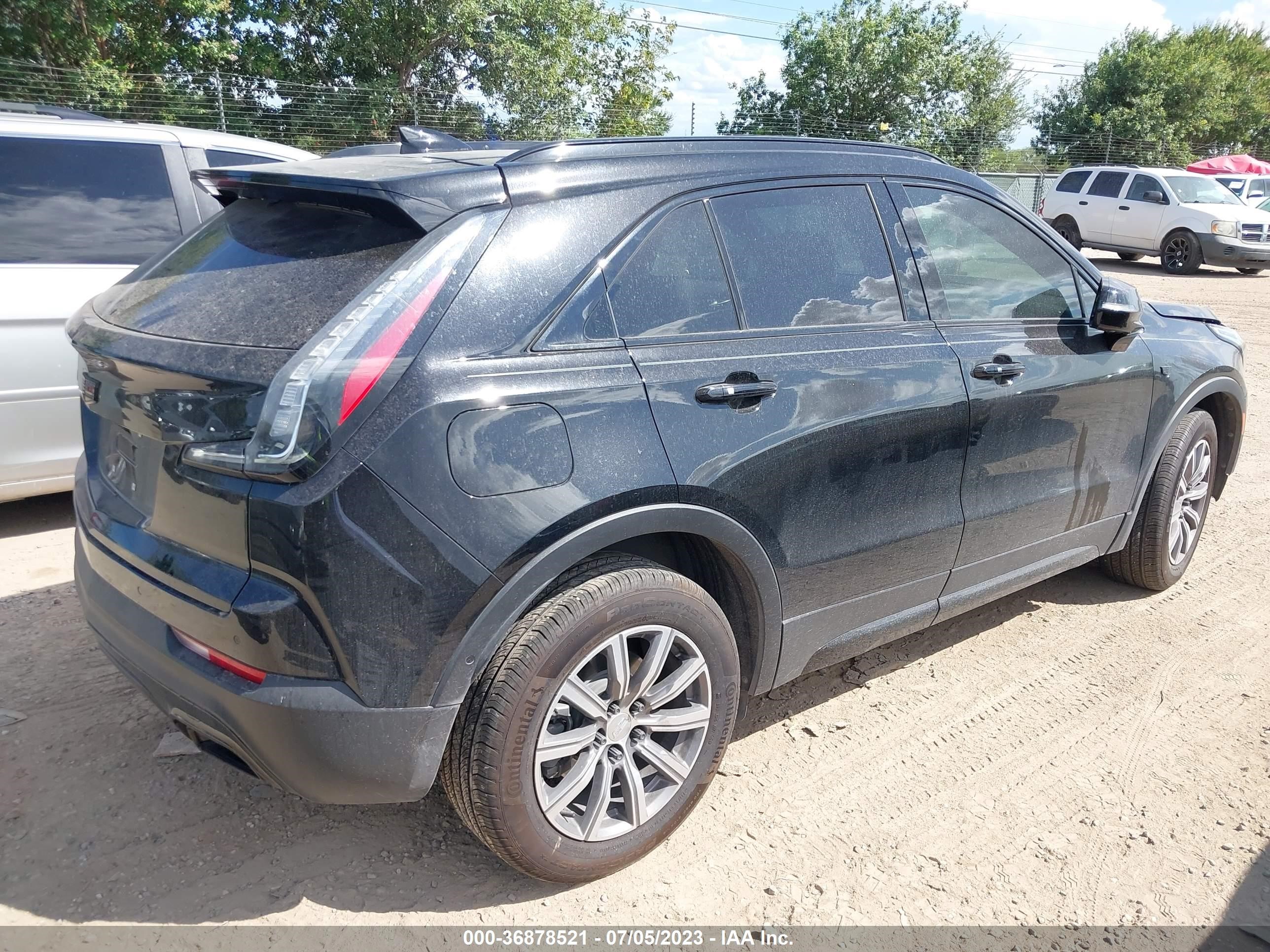 Photo 3 VIN: 1GYFZER42KF154559 - CADILLAC XT4 