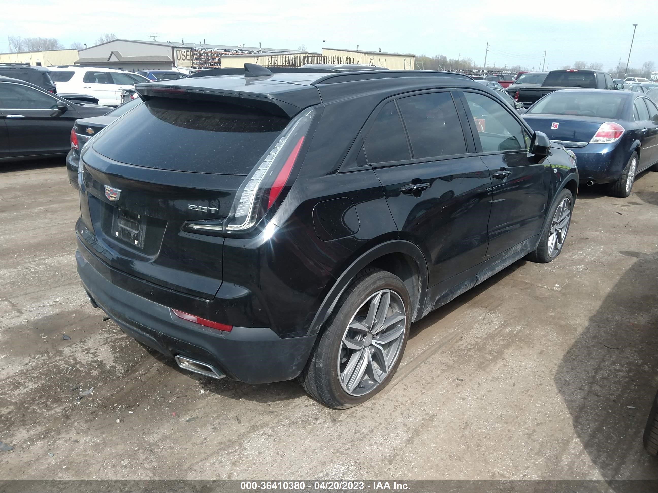 Photo 3 VIN: 1GYFZER42KF227638 - CADILLAC XT4 