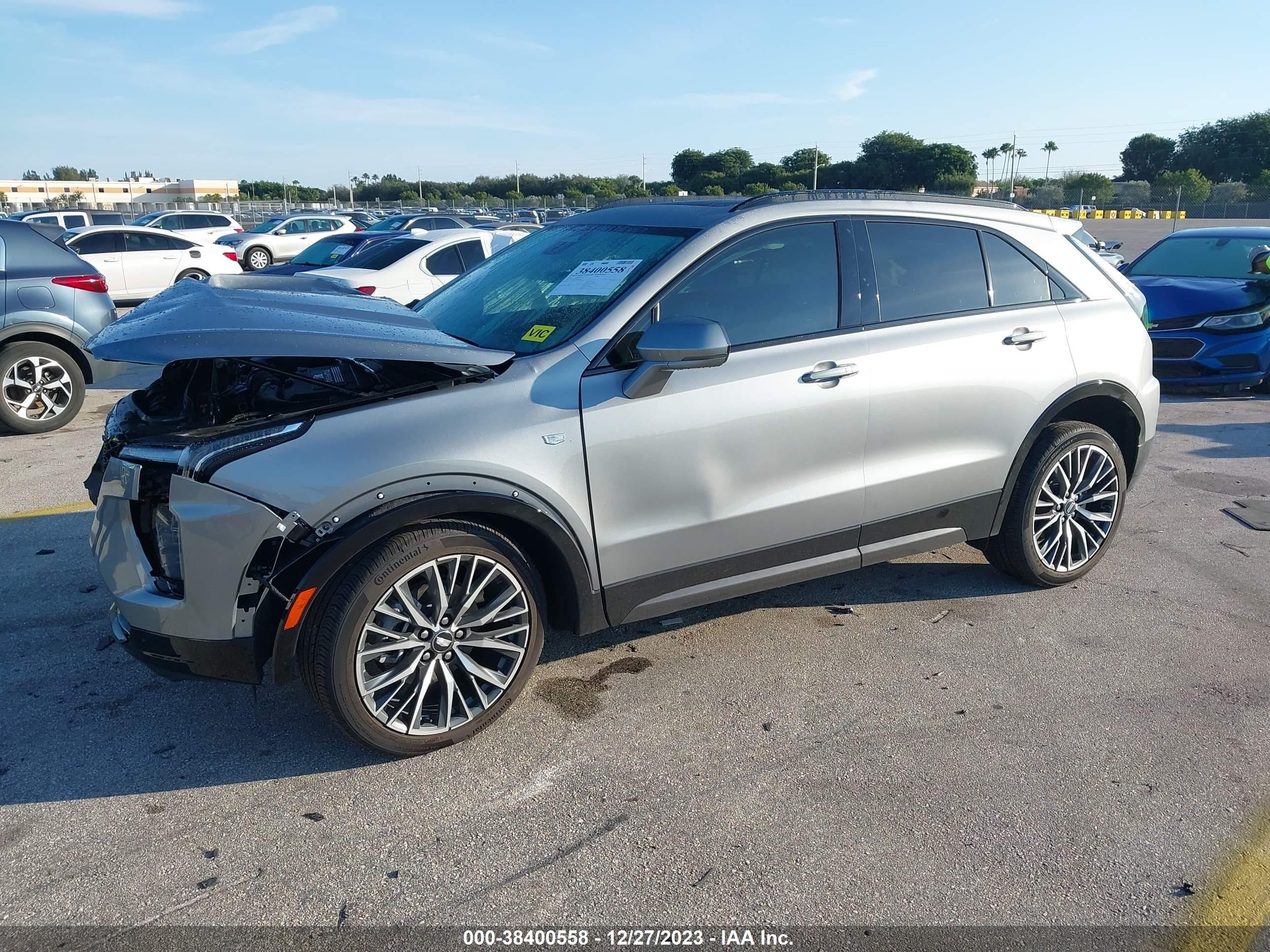 Photo 1 VIN: 1GYFZER45RF113000 - CADILLAC XT4 