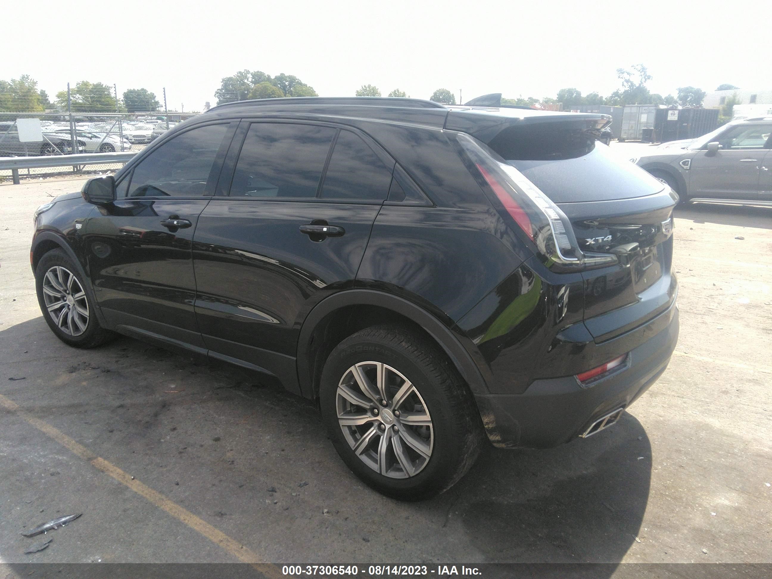 Photo 2 VIN: 1GYFZER46KF220899 - CADILLAC XT4 