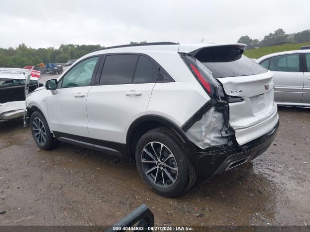 Photo 2 VIN: 1GYFZER47RF165339 - CADILLAC XT4 