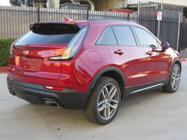 Photo 2 VIN: 1GYFZER48KF107083 - CADILLAC XT4 SPORT 