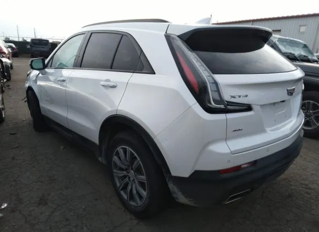 Photo 2 VIN: 1GYFZFR42NF123208 - CADILLAC XT4 