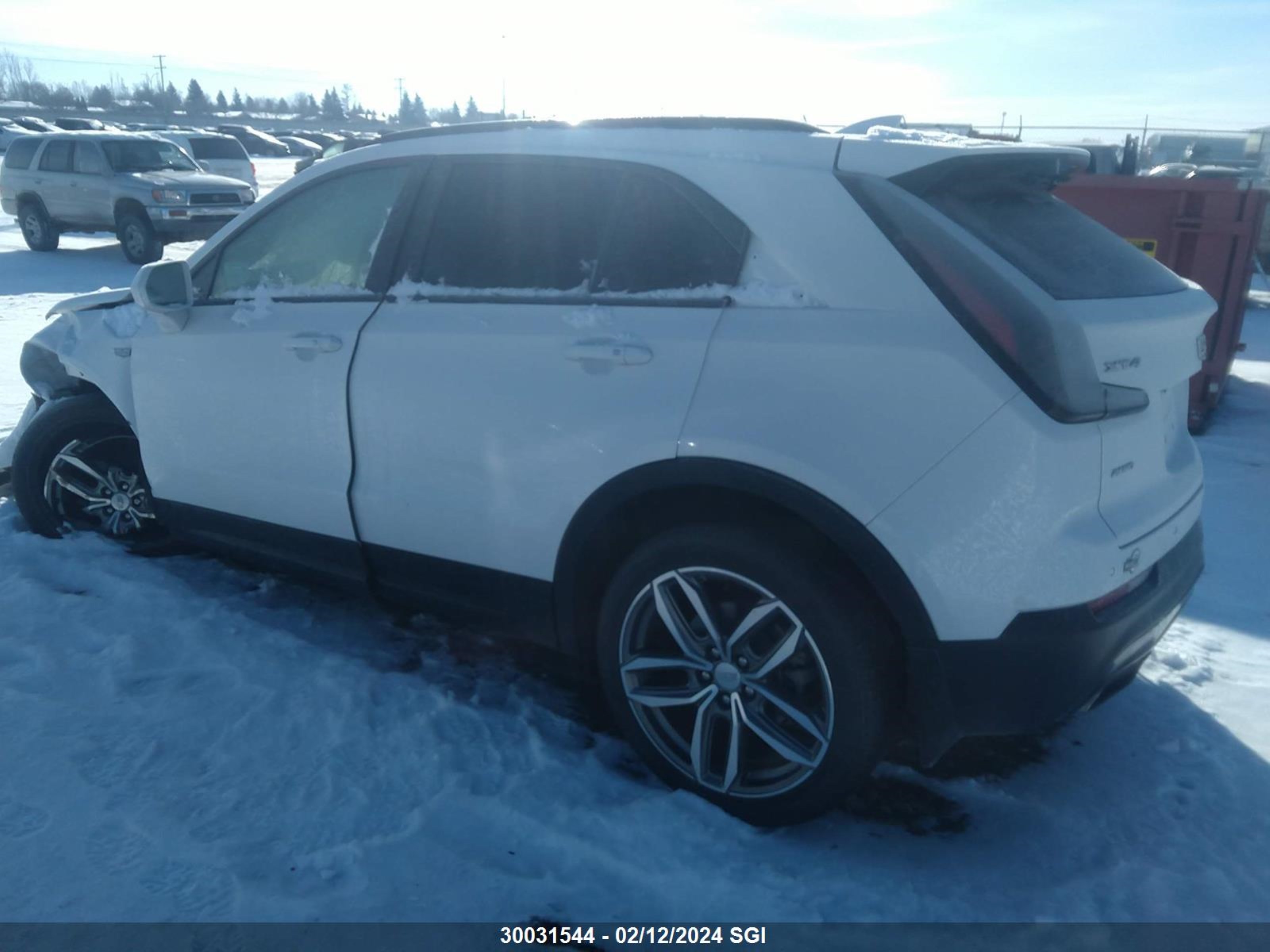 Photo 2 VIN: 1GYFZFR49KF186558 - CADILLAC XT4 