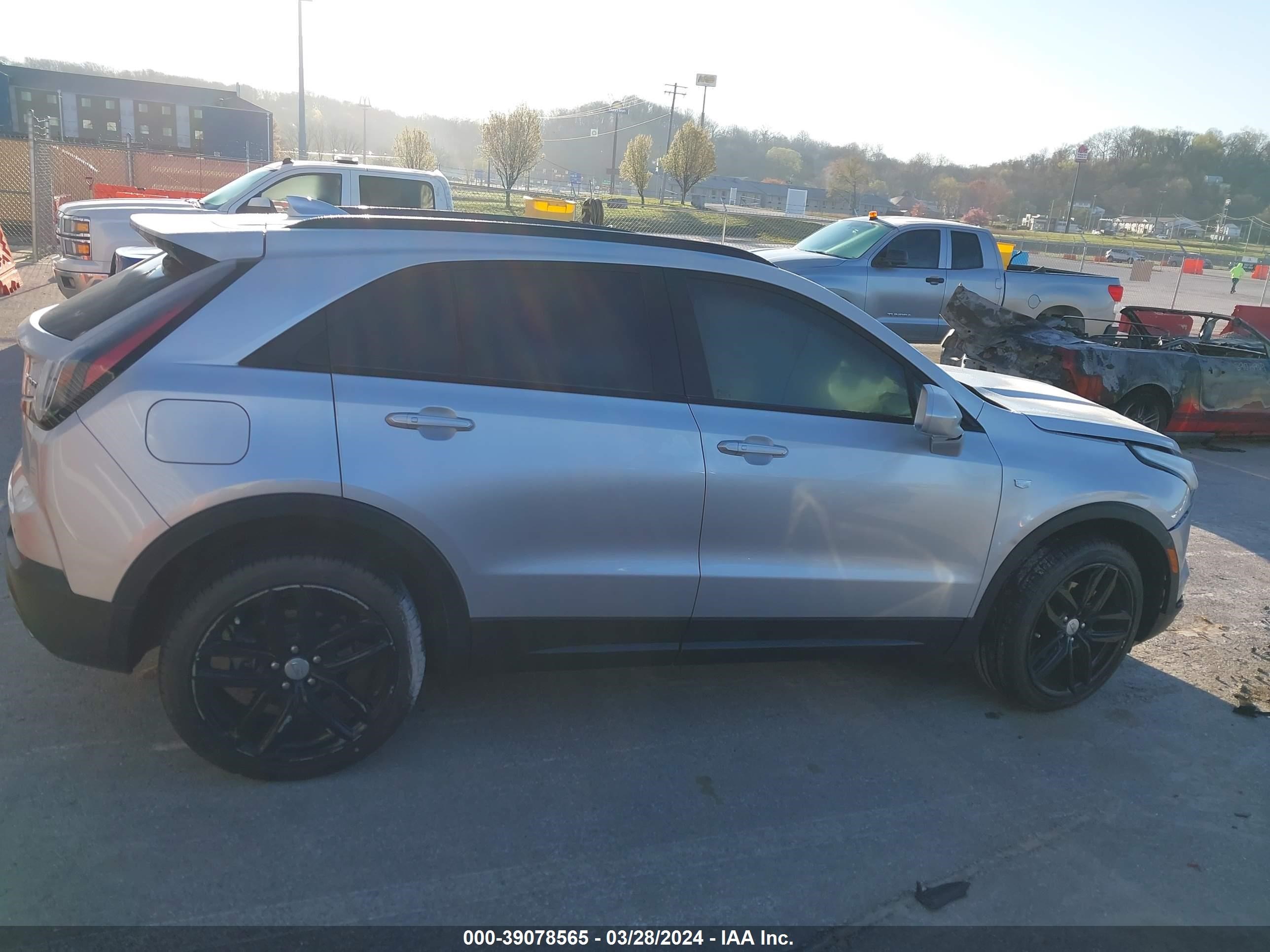 Photo 12 VIN: 1GYFZFR49KF208249 - CADILLAC XT4 